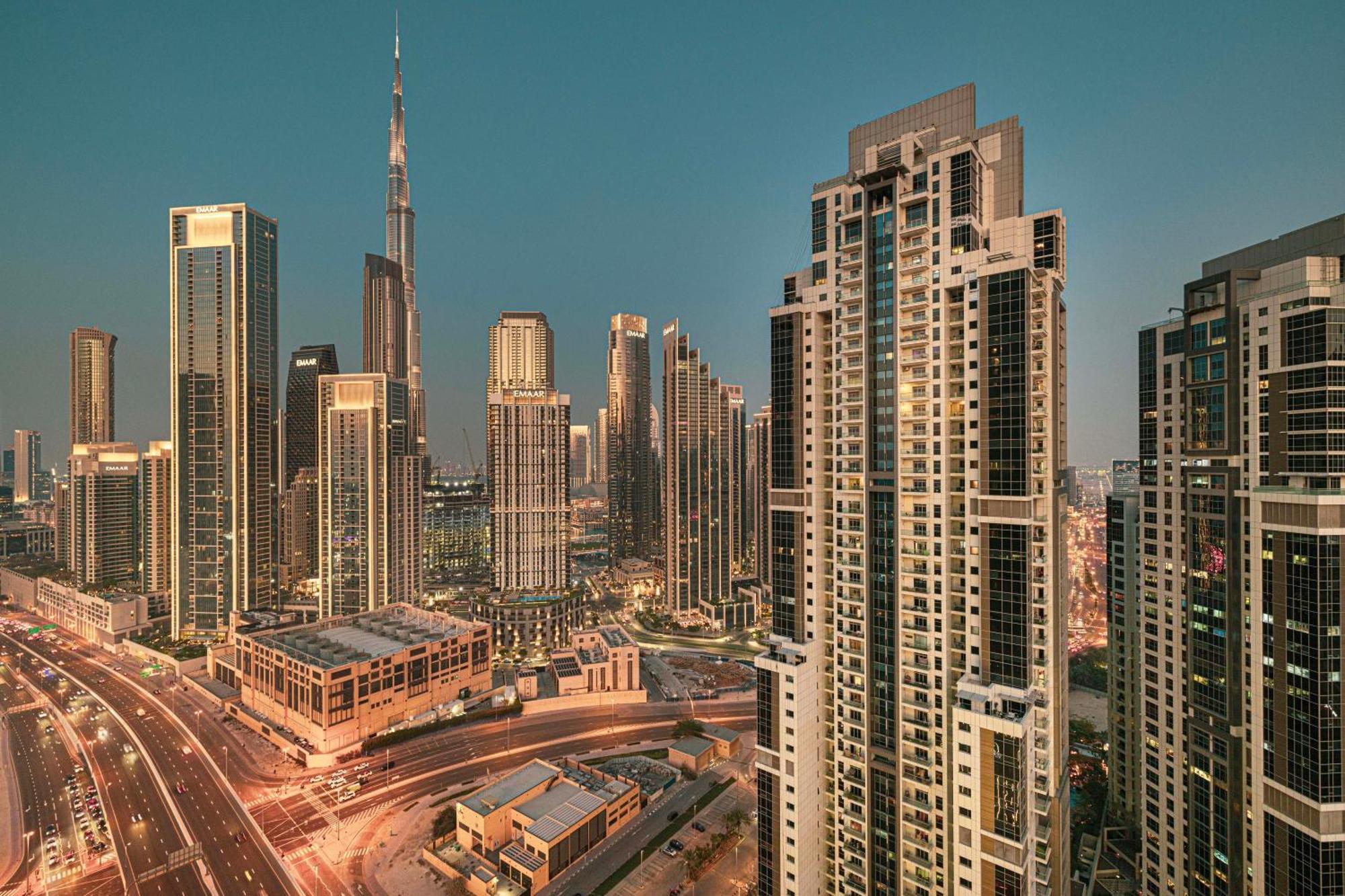 Infinity Pool & Burj Khalifa View L Luxe Paramount Dubaï Extérieur photo