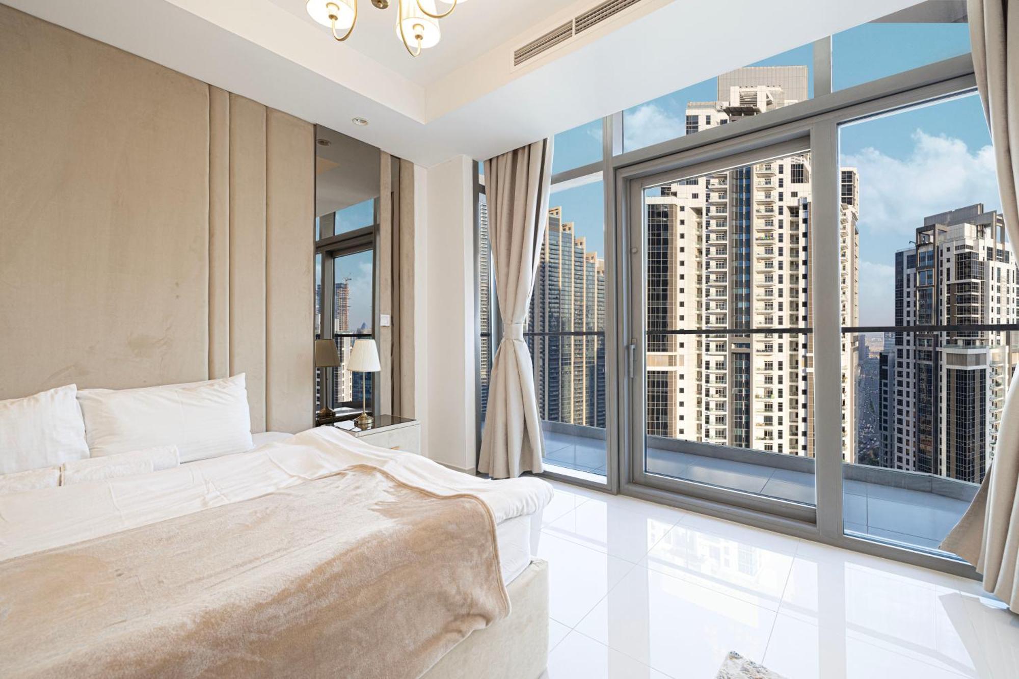 Infinity Pool & Burj Khalifa View L Luxe Paramount Dubaï Extérieur photo